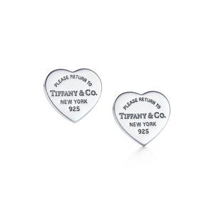 Return to Tiffany heart tag stud earrings